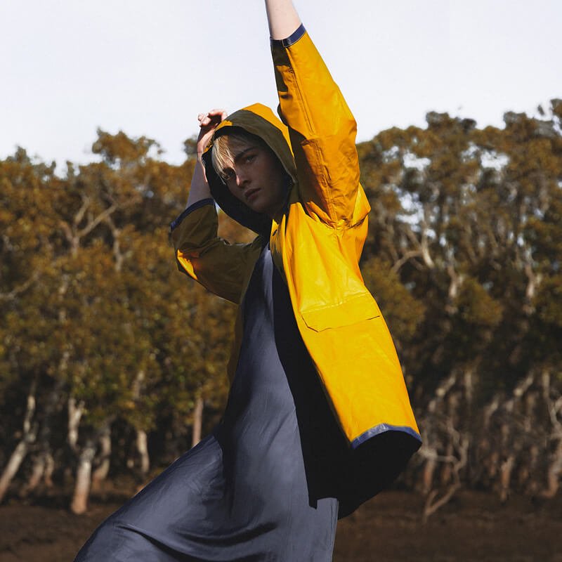 photography courses Gold Dusk by Evelina Fietisova for Toksick Magazine featuring Anna Reynolds | Creative Director, Photographer, Retoucher, & Stylist: Evelina Fietisova @evelinaphotographer | Model: Anna Reynolds @4nnae